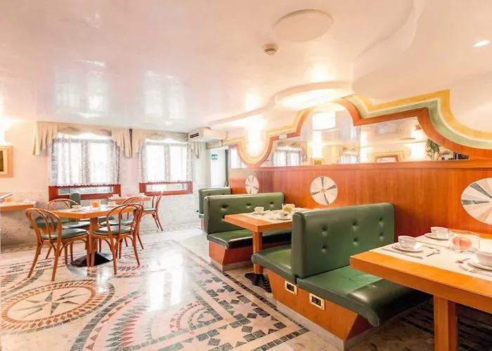 Hotel Antica Casa Carettoni Venice