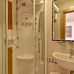 安提卡卡萨卡雷托尼酒店 3*