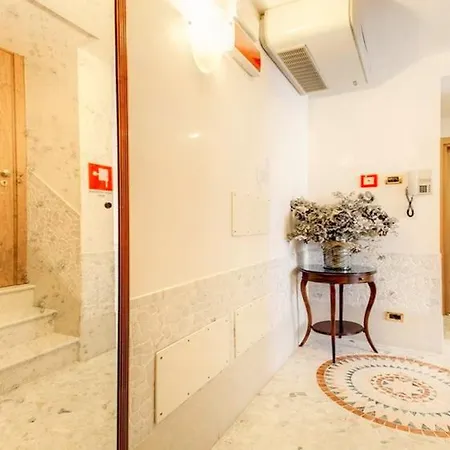 Antica Casa Carettoni Hotel