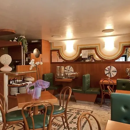 安提卡卡萨卡雷托尼酒店 酒店