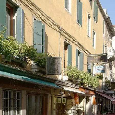 Antica Casa Carettoni