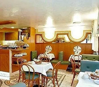 酒店 安提卡卡萨卡雷托尼酒店 3*