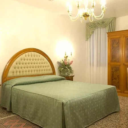 Antica Casa Carettoni