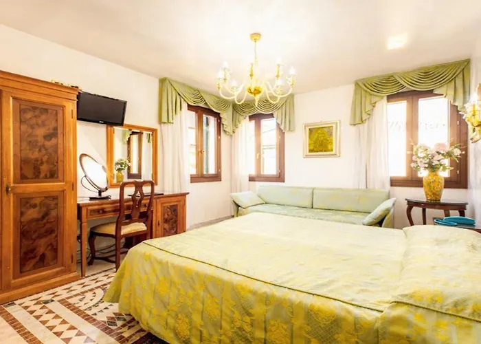 Antica Casa Carettoni 3* Venise